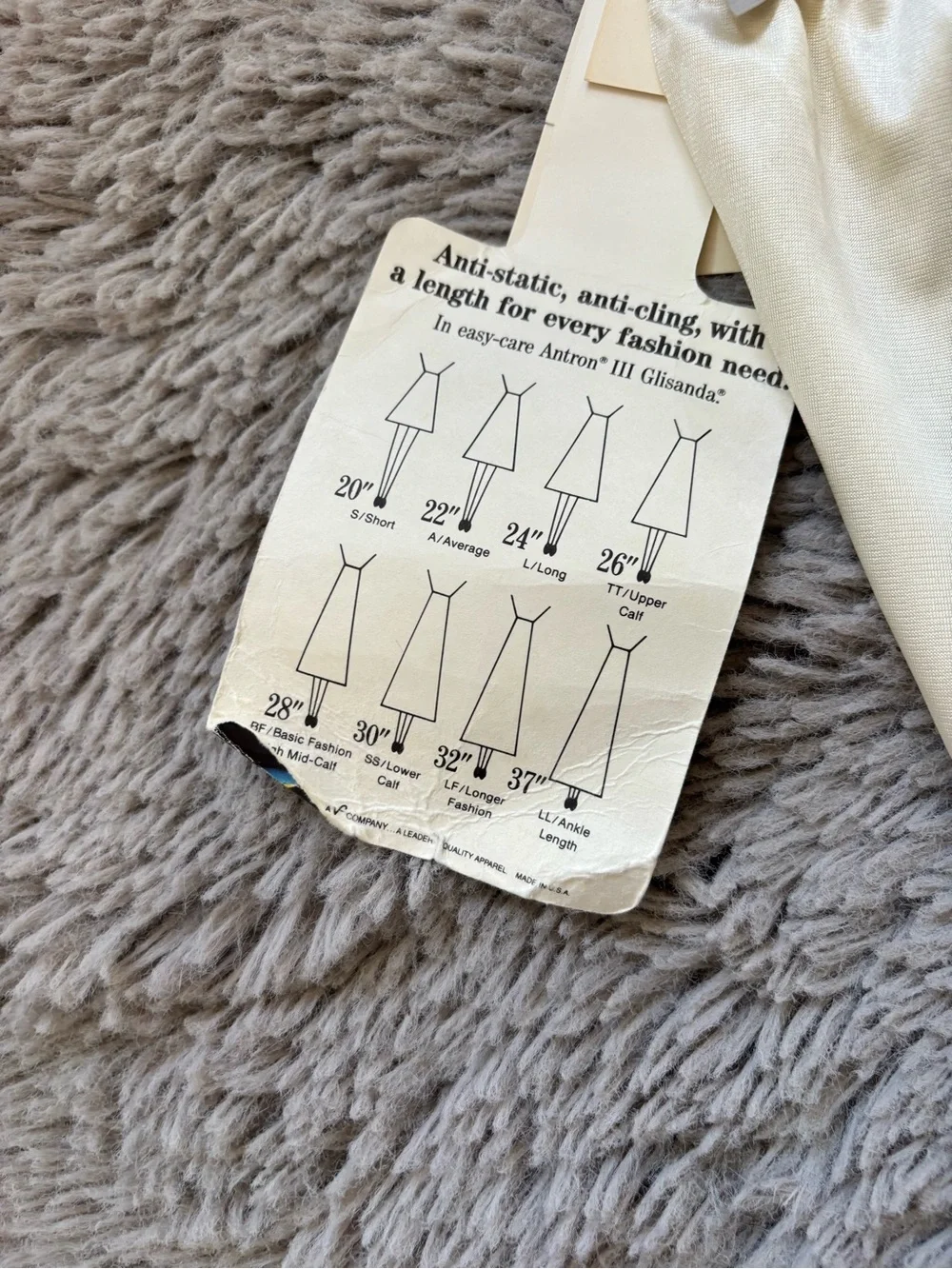 NWT Vanity Fair Cream Satin feel Half Slip with Lace Hem Vintage Size Large